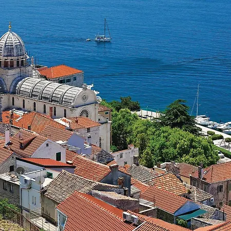 Three-bedroom In Casa de Férias *