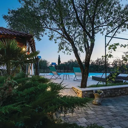 Casa vacanze Beautiful In Trbounje
