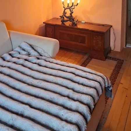 Nice Home In Trbounje With Outdoor Swimming Pool Vikendica *