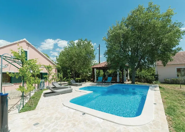 Three-bedroom In 別荘