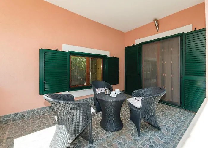 Three-bedroom In 別荘 *