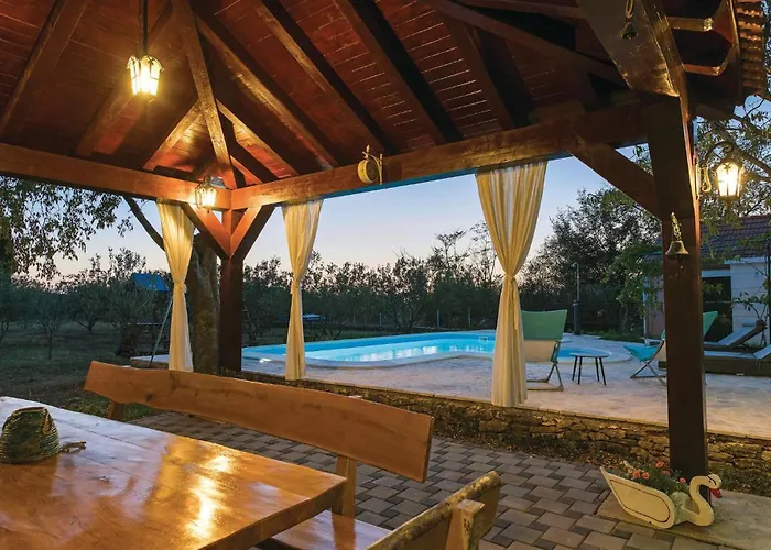 Three-bedroom In 別荘