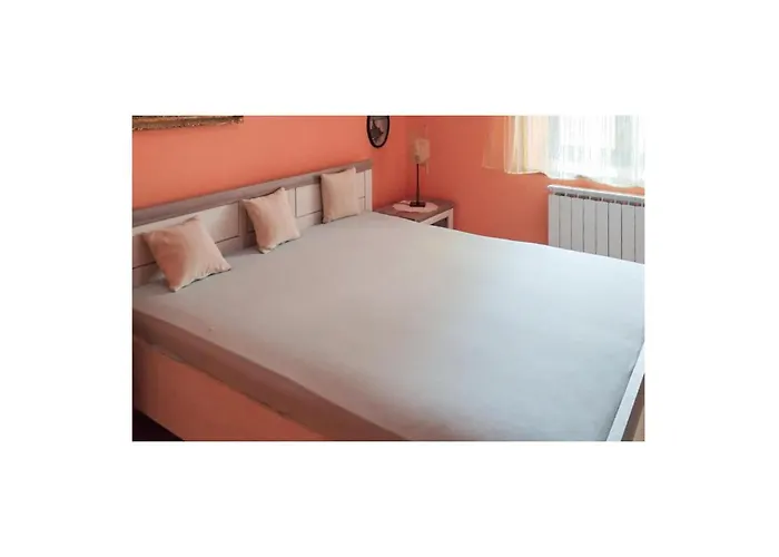 別荘 Three-bedroom In *